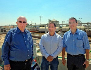 זאב פישר, דודי עזורי וחנוך מגן שותפי מפל אנרגיה ירוקה
