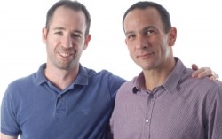 גלעד יעבץ וצפריר יואלי מאנלייט. צילום: ארנון מעוז