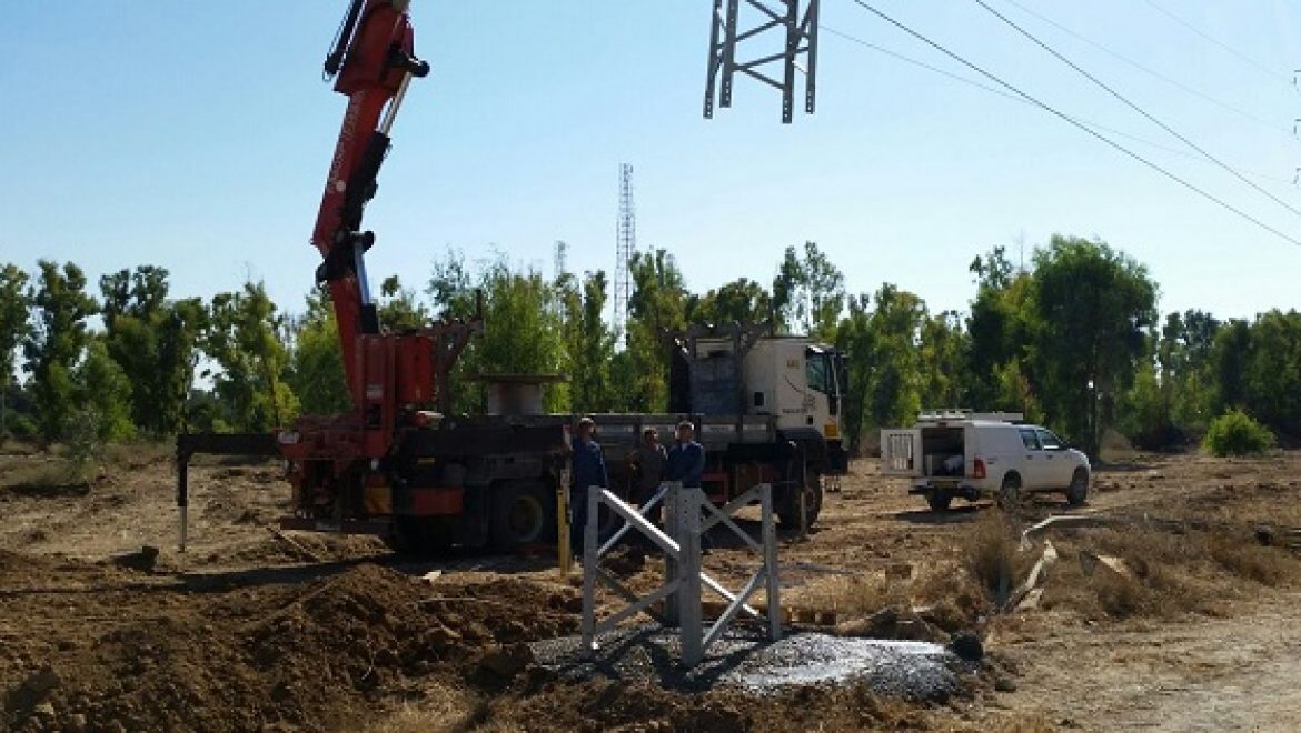 "צוק איתן": חברת חשמל מבצעת עבודות תיקון תחת אש