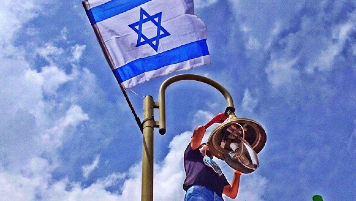 מושב בעמק חפר חוסך 70 אחוז מצריכת החשמל לתאורה