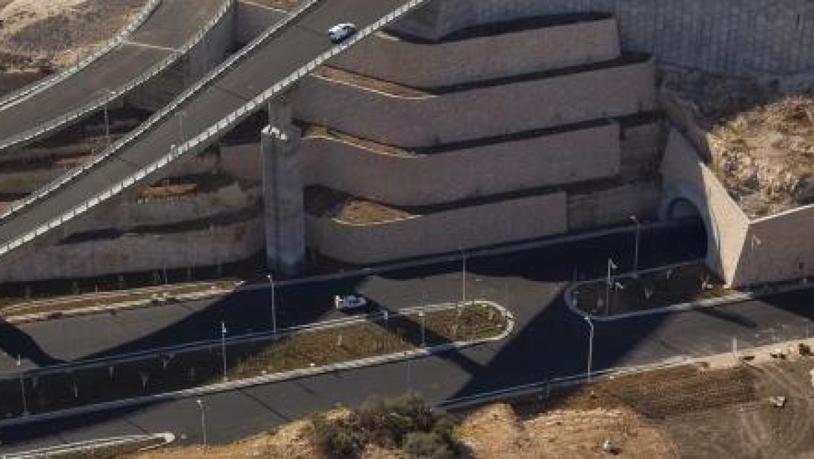 שניידר אלקטריק התקינה מערכת חכמה לזיהוי קצר חשמלי במנהרות הכרמל