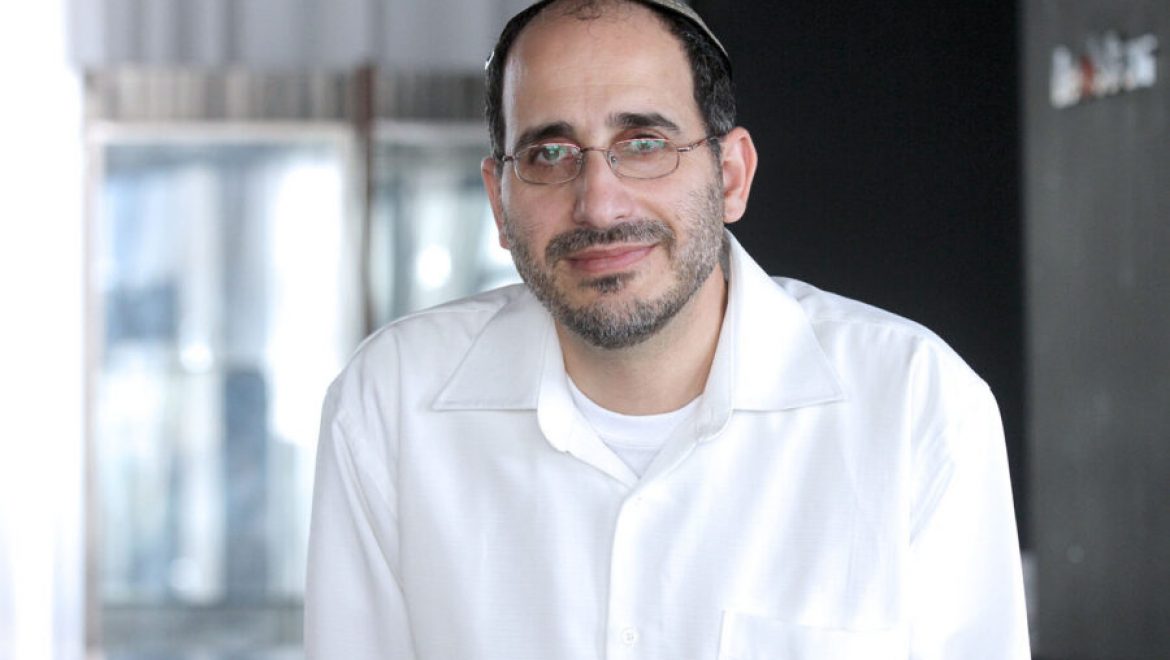 יוצאים לעצמאות אנרגטית: אסטרטגיה מתקדמת לניהול בניין חכם וחסכוני