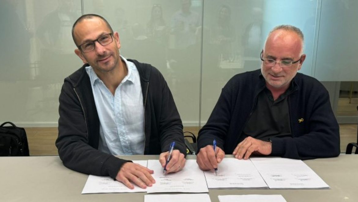 אלקטרה פאוור ואנלייט חתמו על הסכמי שיתוף פעולה למכירת חשמל פרטי לצרכנים