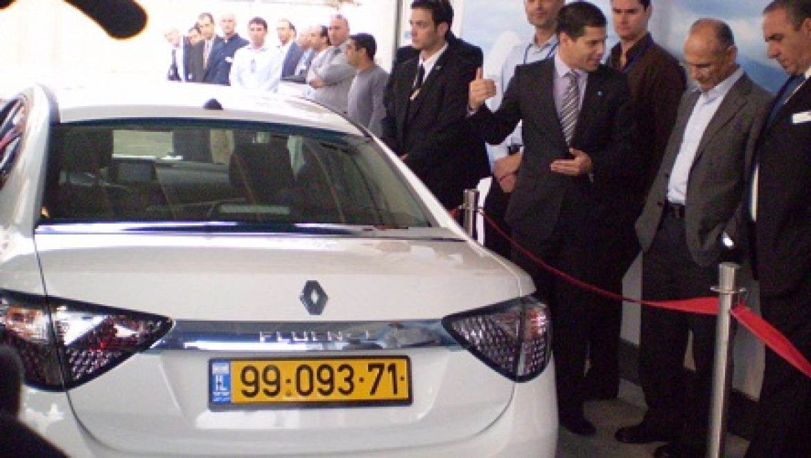 בטר פלייס השיקה תחנה ראשונה בישראל להחלפת סוללה למכונית חשמלית