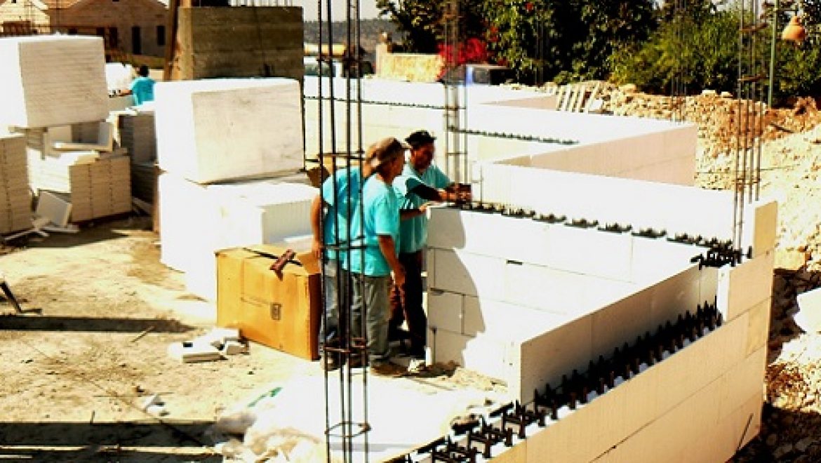 כשהקלקר פגש את הבטון: תו תקן ירוק הוענק לחברת ESB