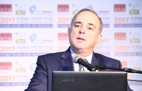 השר יובל שטייניץ בוועידת ישראל לעסקים של "גלובס": "אם תעשיות פרטיות יתנו גז יותר בזול לחברת החשמל, המחיר של החשמל ירד אוטומטית"