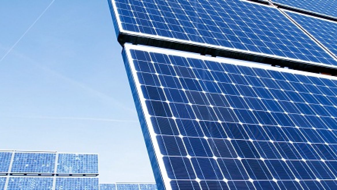 שר התשתיות אישר 17 רישיונות ייצור חדשים למתקנים סולאריים