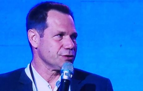 רו"ח שרון שולמן יור ומנכ"ל EY ישראל : אנשים מוציאים נכסים מישראל ומבקשים לייצר תכניות הכנה ליציאה מההשקעות .