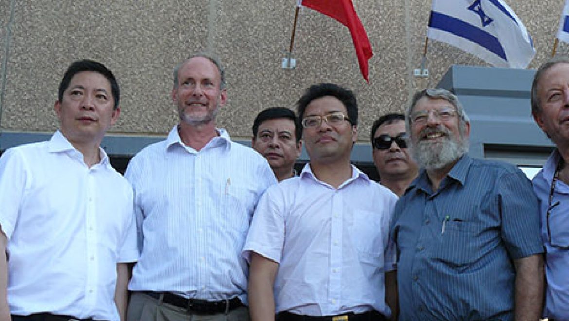 3G סולאר גייסה 2.5 מיליון דולר מ- HuaXiang Group הסינית