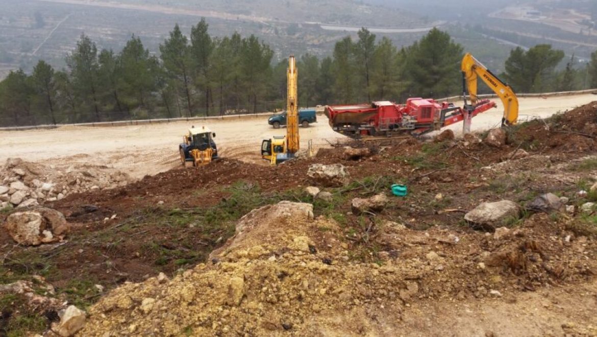 רשות הטבע והגנים החרימה ציוד מכני הנדסי לקבלן שפגע בערכי טבע מוגנים בירושלים