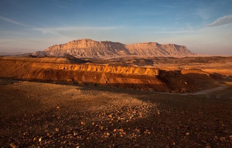 ועדת השרים אישרה את התכנית להטמנת קו המתח העליון במכתש רמון
