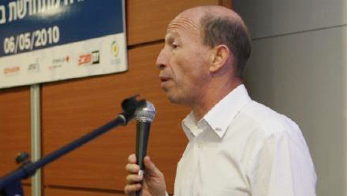 השמש כמאור לעסקים: הרצאת רו"ח דורון שטיין בכנס אנרגיה מתחדשת