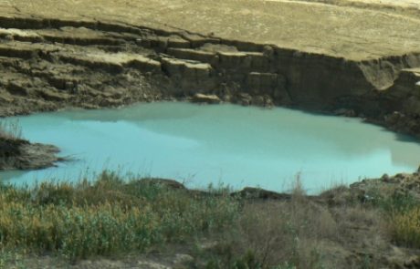 ביום רביעי בוועדת הכלכלה: דיון דחוף על בולעני ים המלח