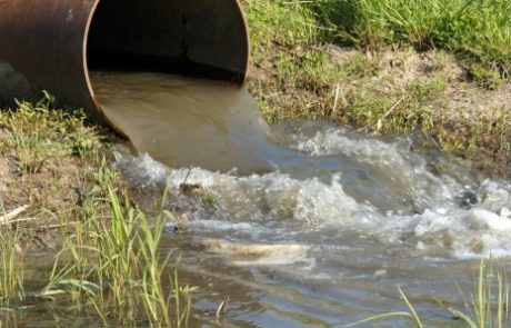 רשות המים מודיעה על שינוי בתמחור הזרמת שפכים אסורים