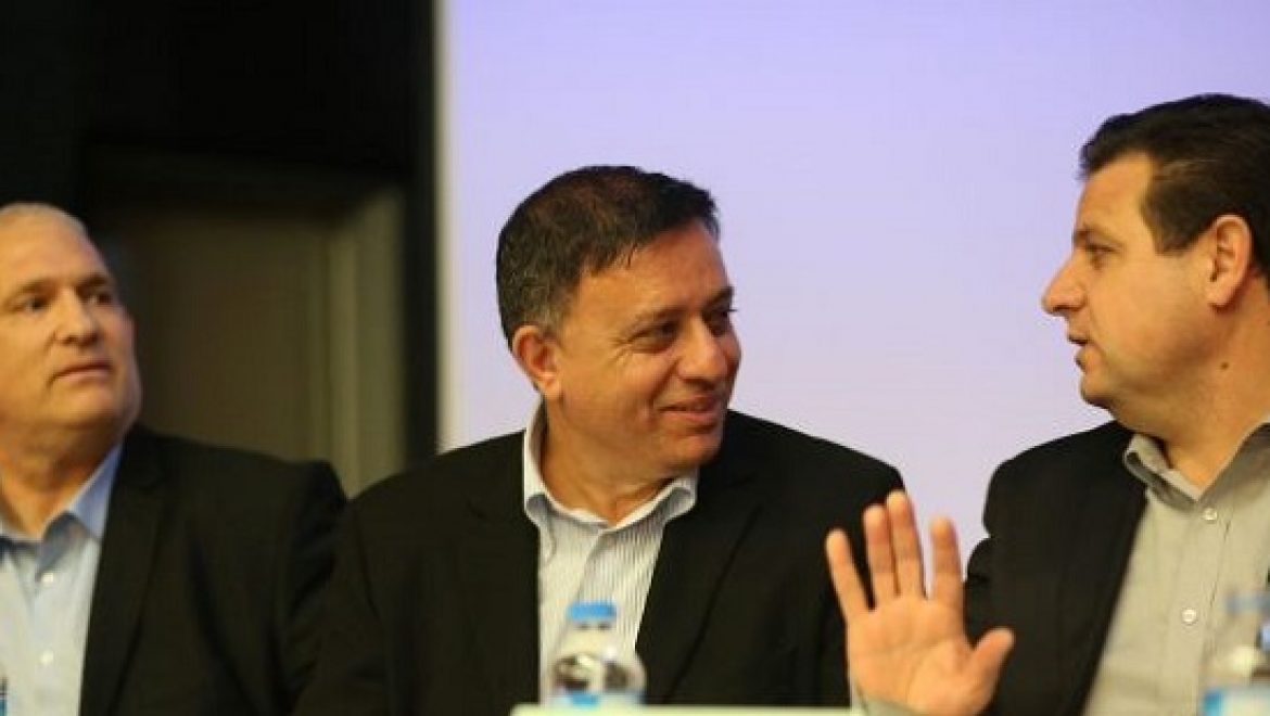 המשרד להגנת הסביבה מציג תכנית חדשה לטיפול בפסולת במגזר הערבי