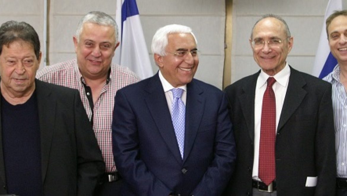 השר לנדאו ושרי האנרגיה לשעבר נפגשו לדיון בבצורת החשמל