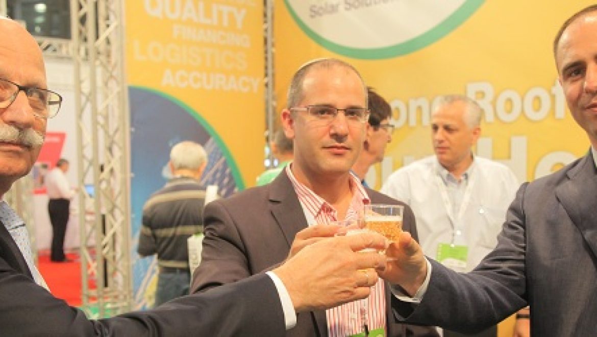 גדות סולאר חתמה על הסכם שיתוף פעולה עם אנריי – צפו בוידאו