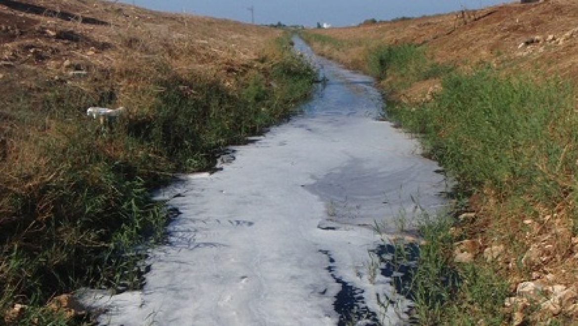 המשרד להגנת הסביבה יוציא צווי סגירה לבתי בד מזהמים