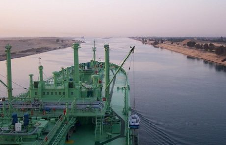 מצרים: תגבור סביב תעלת סואץ בנסיון למנוע חסימת המיכליות