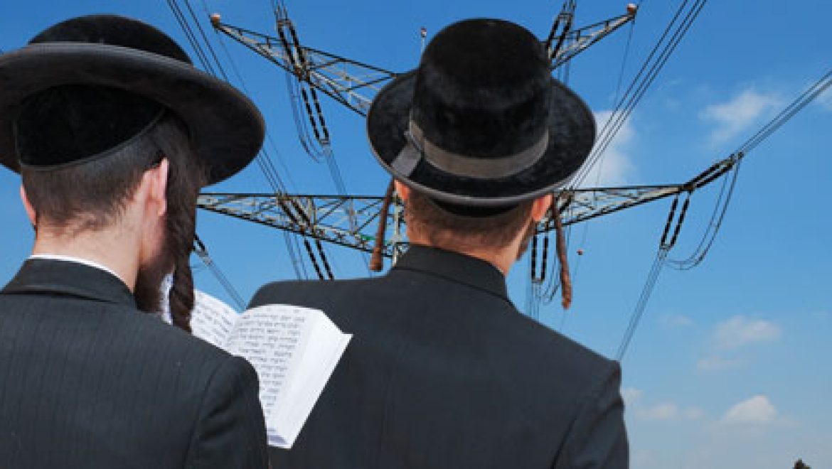 שר האנרגיה והמים, עוזי לנדאו מושך את הצעת חוק "החשמל כשר"