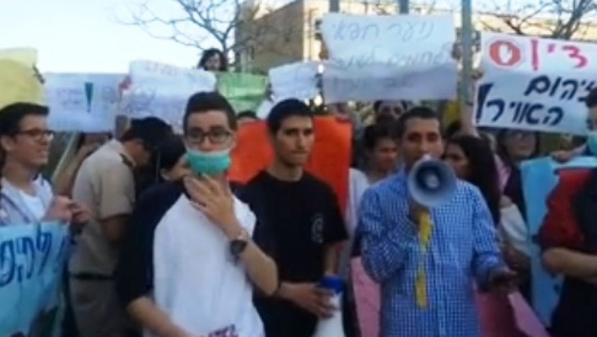 תקלה במפעל בתי הזיקוק באשדוד גרמה לזיהום אוויר באדי דלק ובתגובה עצר המשרד להגנת הסביבה את הפעילות