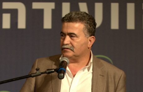 השר פרץ נגד דחיית התקציב של התוכנית הלאומית להפחתת פליטות